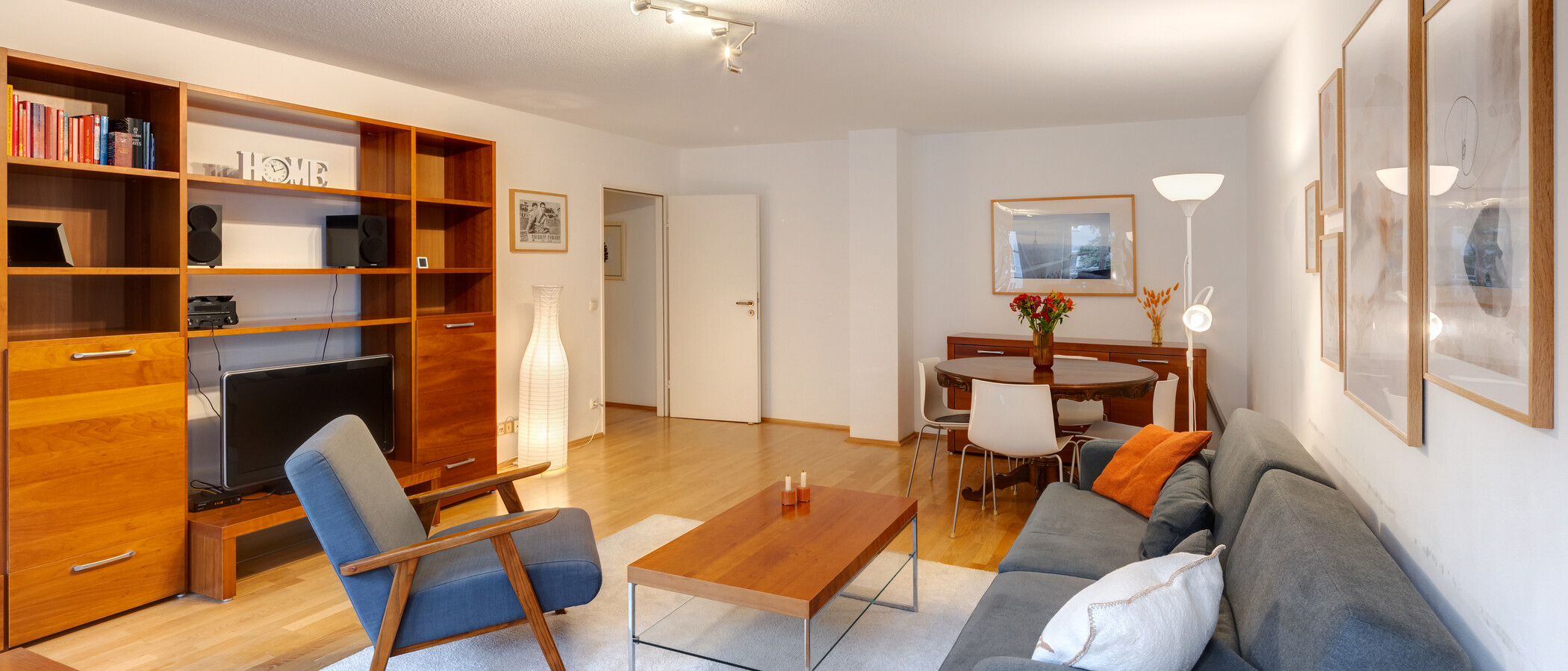 apartment München Maxvorstadt 04 living area 7548