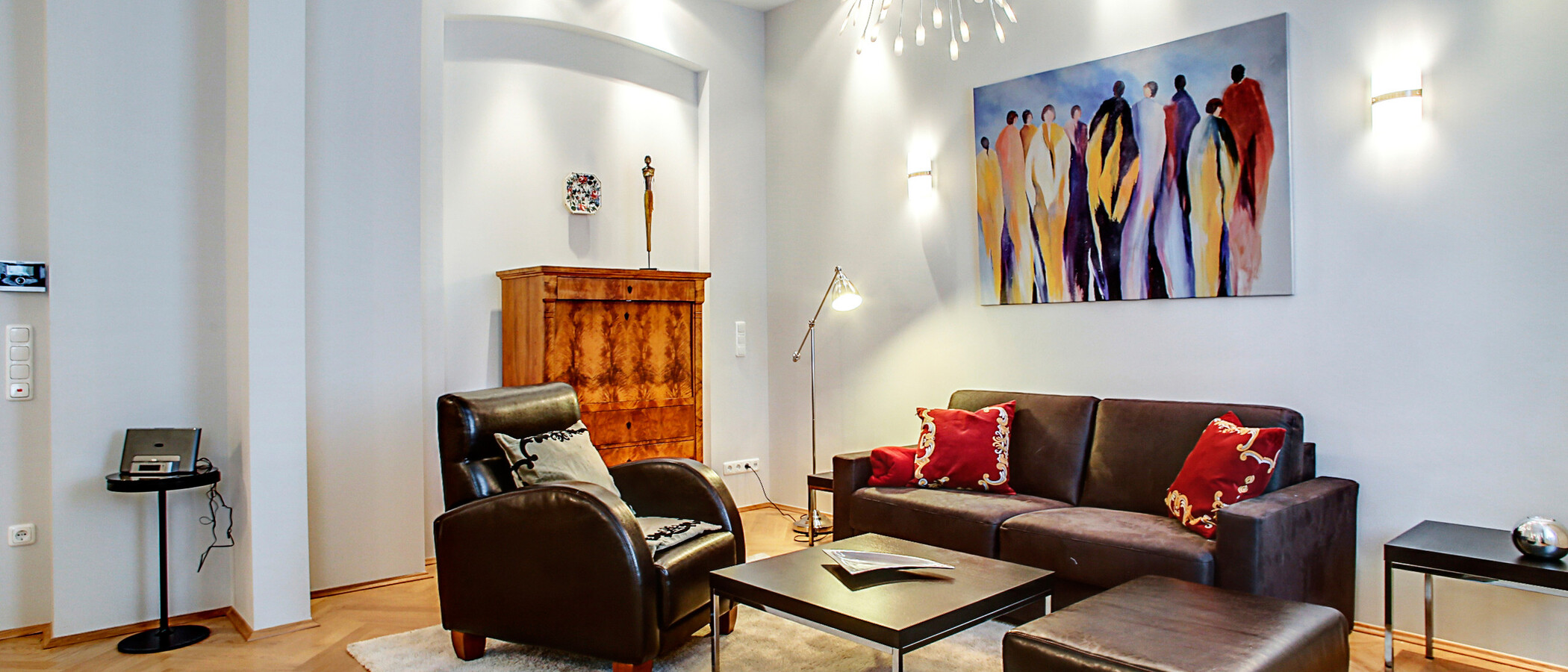 apartment München Gärtnerplatzviertel 01 living room 7556
