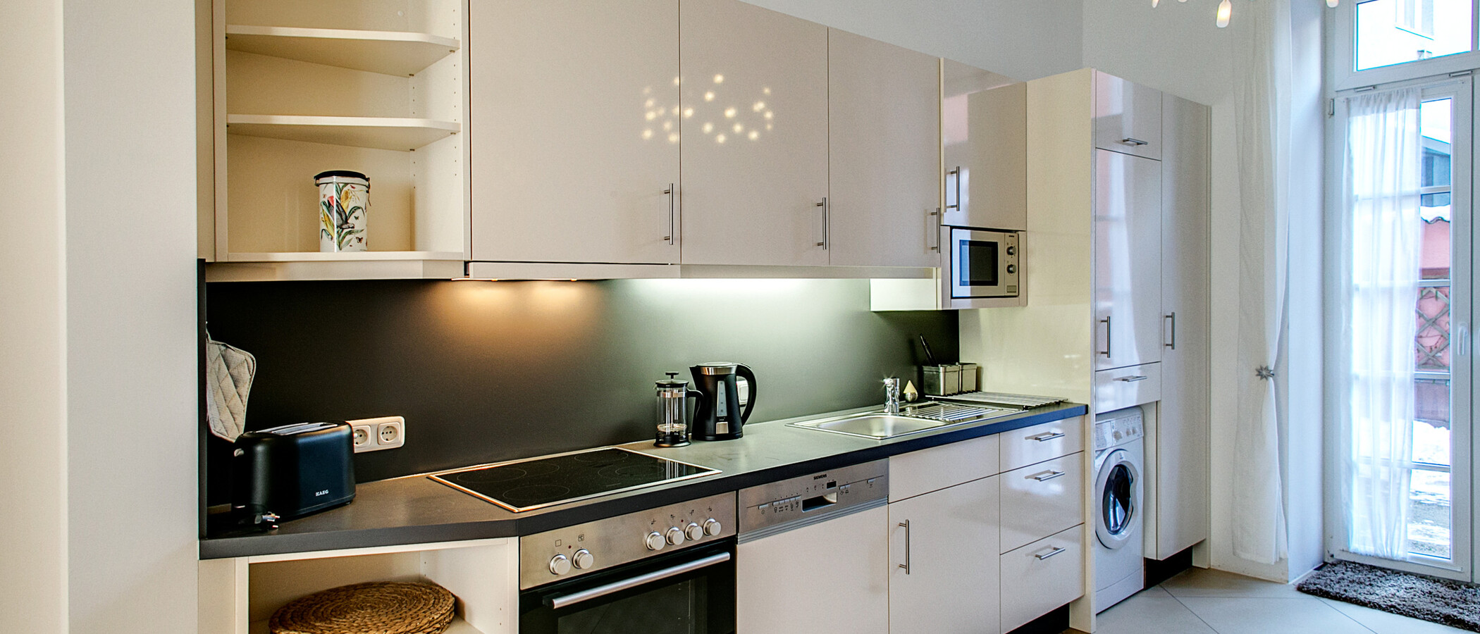 apartment München Gärtnerplatzviertel 02 kitchen 7556