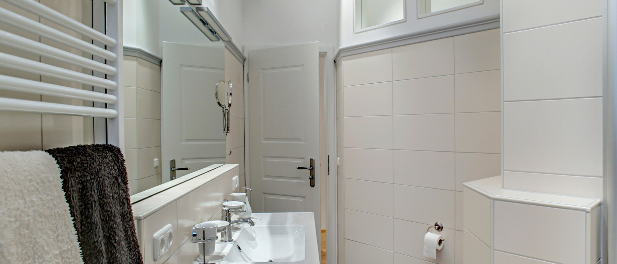 apartment München Gärtnerplatzviertel 02 bathroom 7556