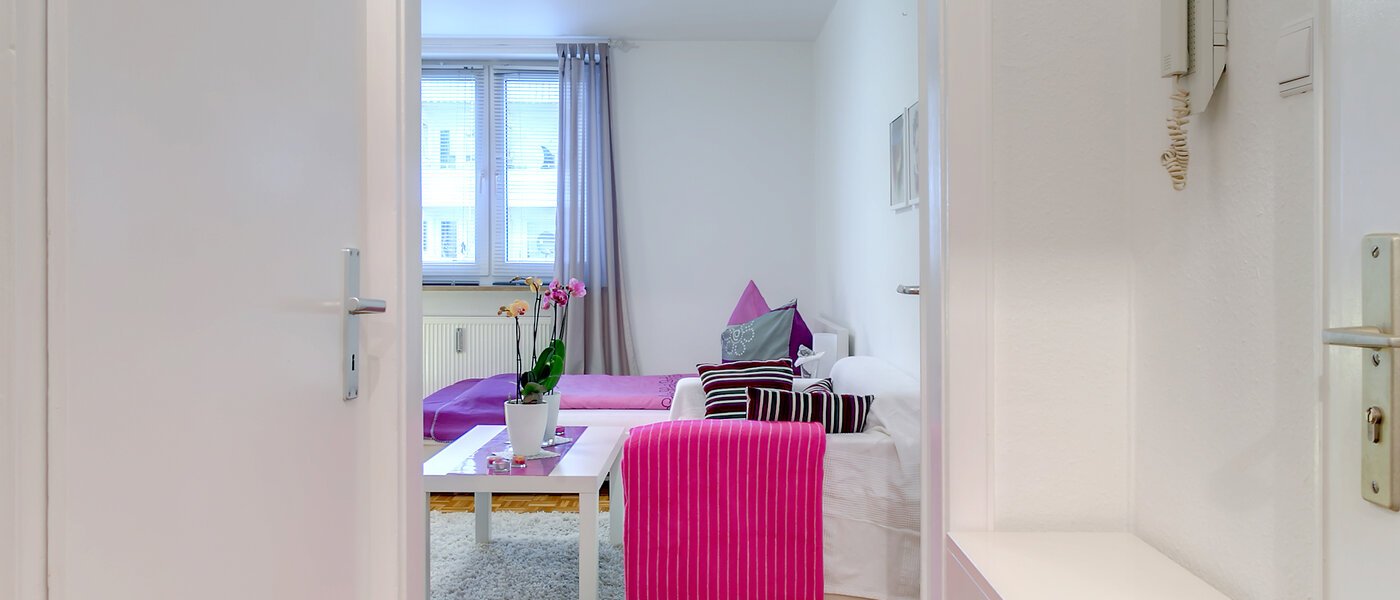 apartment München Schwabing-Nord (zw. Belgrad- & Leopoldstraße) 01 hall 7587