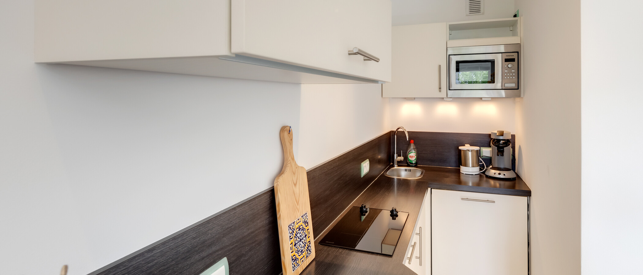 apartment München Neuhausen 01 kitchen 7597