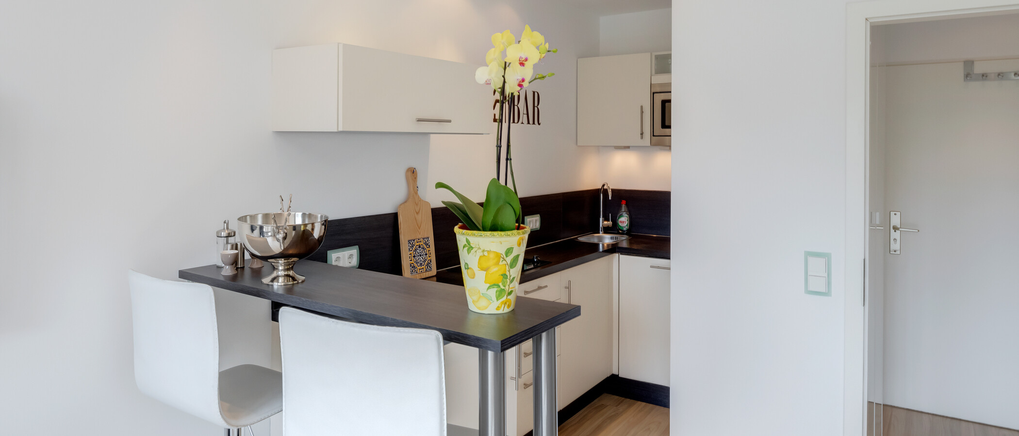 apartment München Neuhausen 03 kitchen 7597