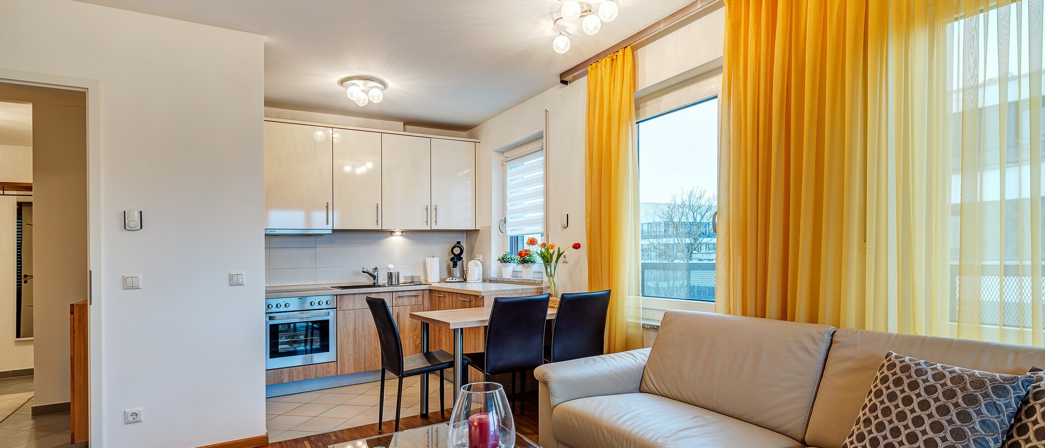 apartment München Parkstadt Schwabing 02 living area 7611