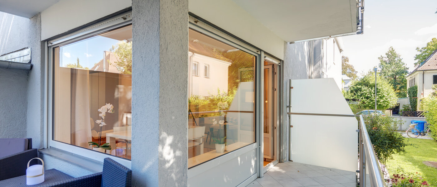 apartment München Bogenhausen 01 balcony 7629