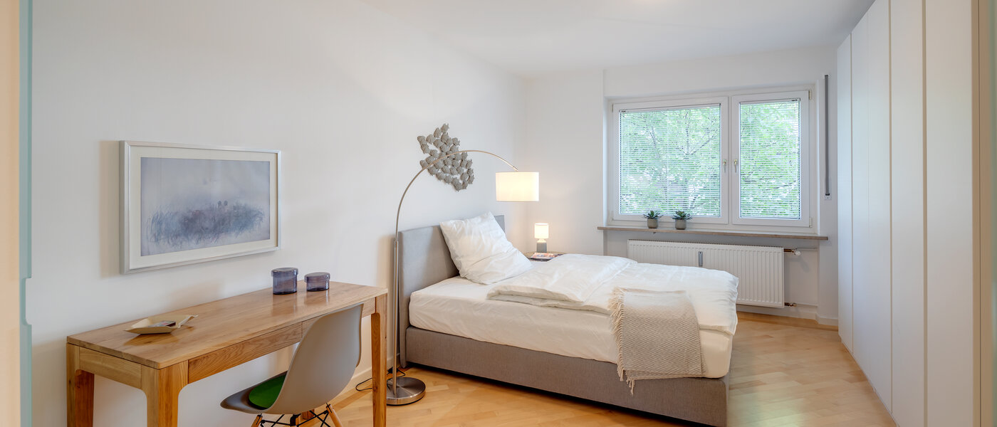 apartment München Bogenhausen 01 sleeping area 7629