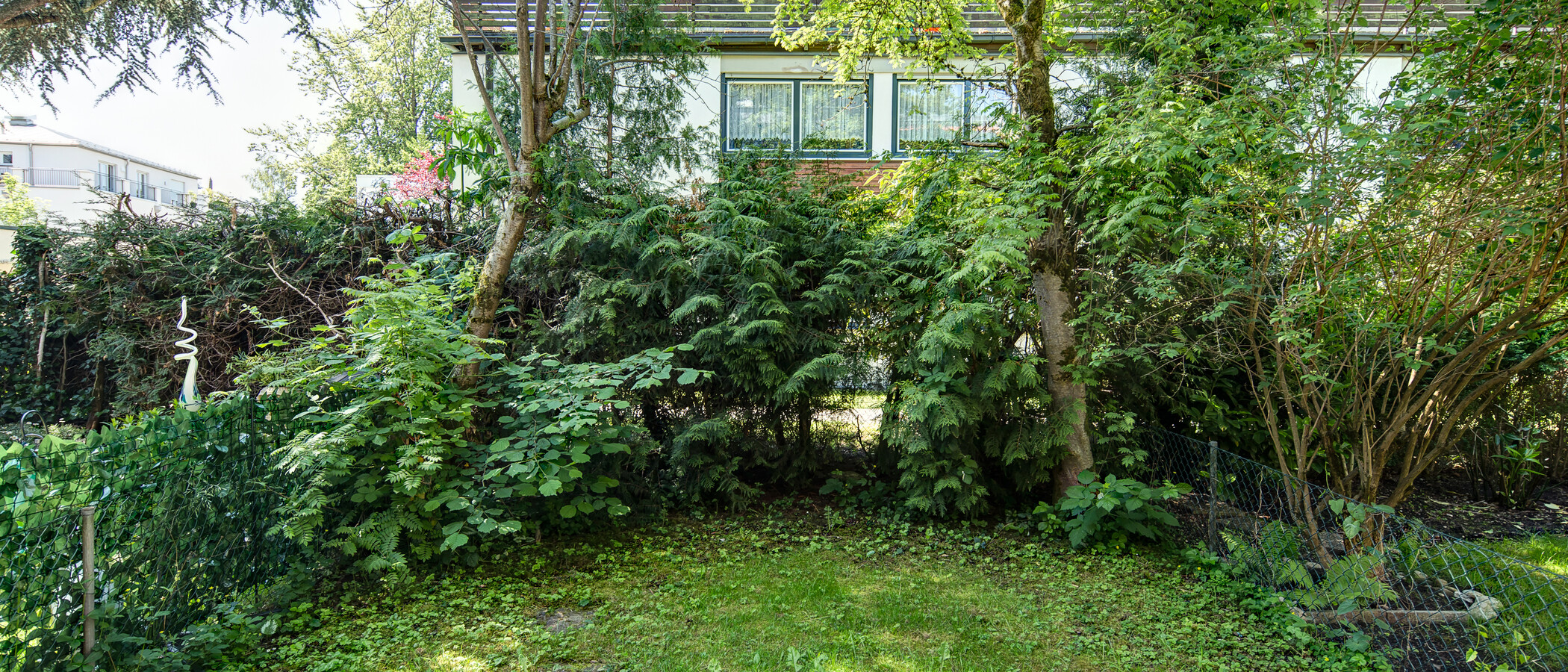 apartment with garden 	 München Solln 01 garden 7660