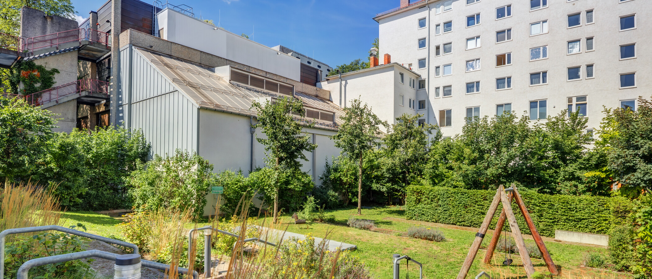 apartment München Sendling 03 inner courtyard  7669