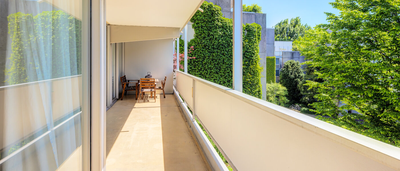 apartment München Schwabing-Nord (zw. Leopoldstraße & Englischen Garten) 01 balcony 7670