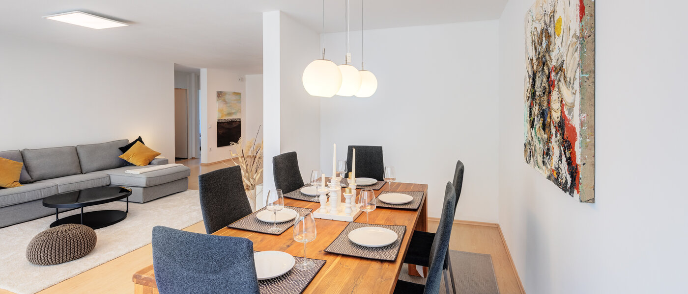 apartment München Schwabing-Nord (zw. Leopoldstraße & Englischen Garten) 01 dining area 7670