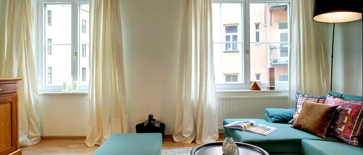 apartment München Lehel 02 living room 7684