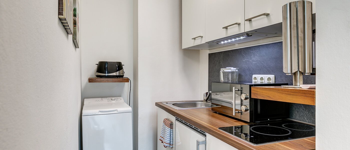 apartment München Schwabing (links der Leopoldstraße) 01 kitchen 7687