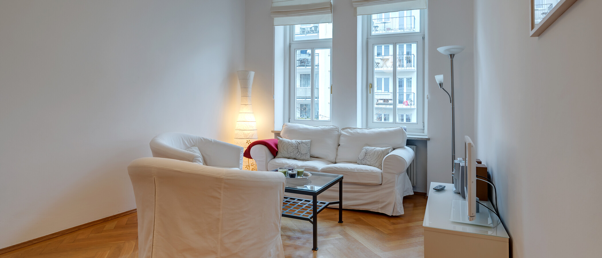 apartment München Schwabing-Nord (zw. Belgrad- & Leopoldstraße) 02 living room 7732