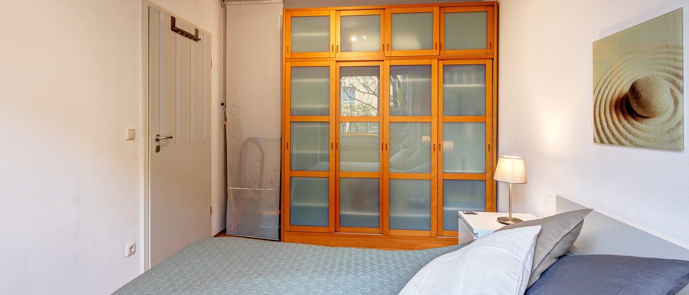 apartment München Parkstadt Schwabing 04 bedroom 7742