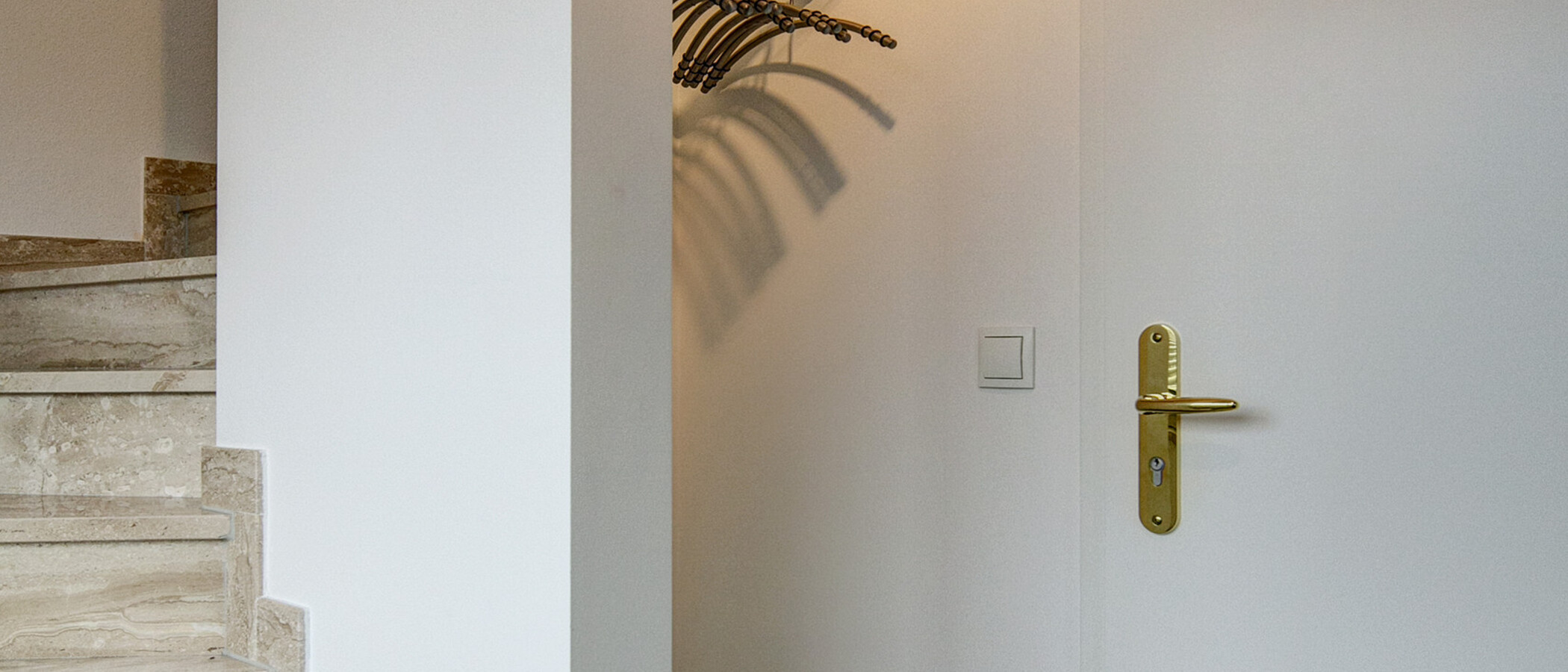 attic apartment Zorneding 04 hall 7747