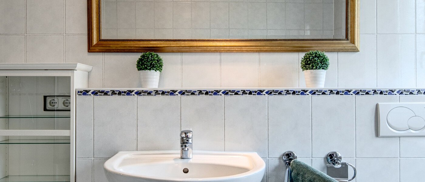 apartment München Schwabing (links der Leopoldstraße) 03 bathroom 7776