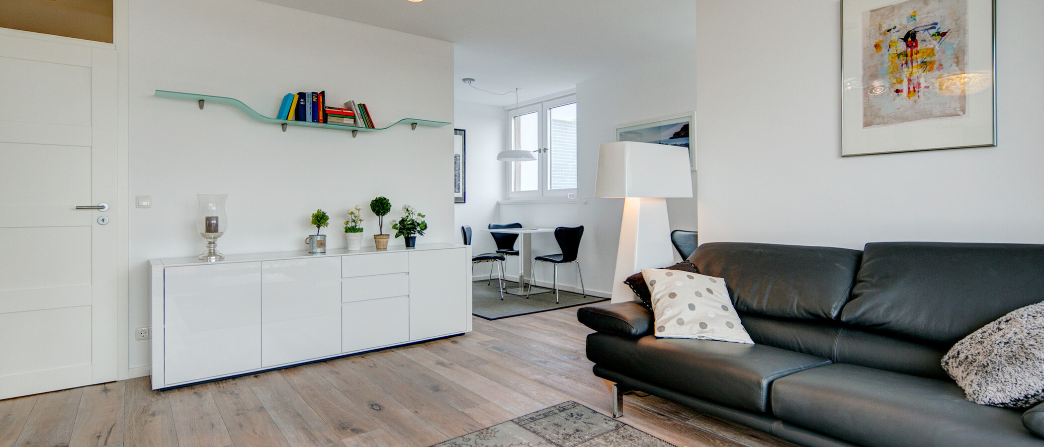 apartment München Schwabing-Nord (zw. Leopoldstraße & Englischen Garten) 04 living room 7791
