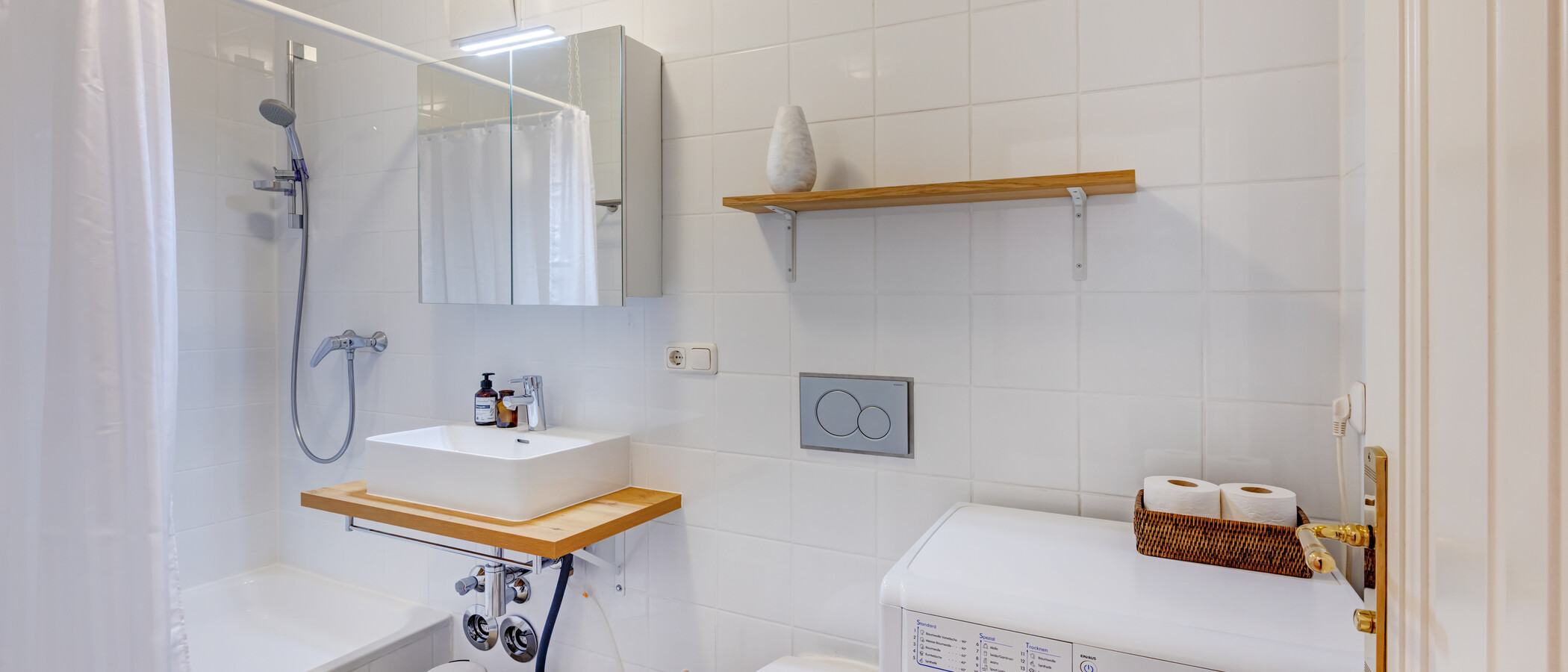 studio München Altstadt 01 bathroom 7806