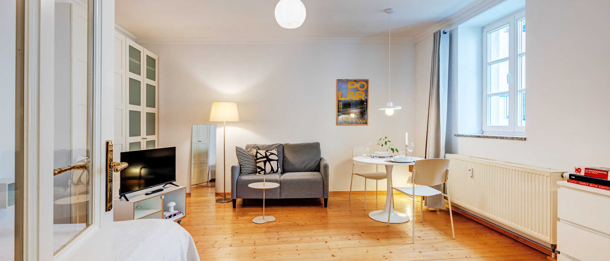 studio München Altstadt 01 living area 7806