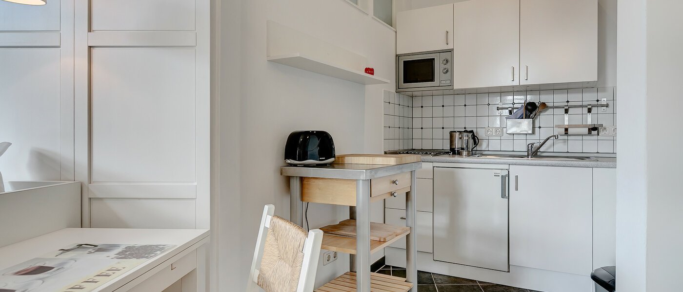 apartment München Gärtnerplatzviertel 01 kitchen 781