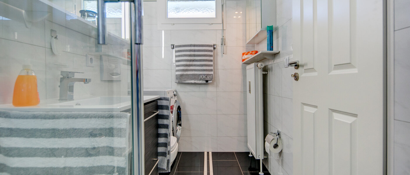 apartment München Johanneskirchen 04 bathroom 7811