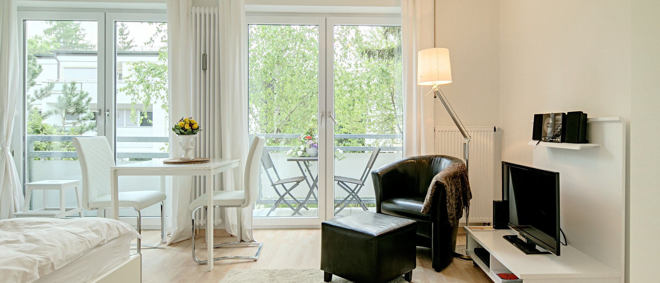 apartment München Sendling-Westpark 02 living room 7843