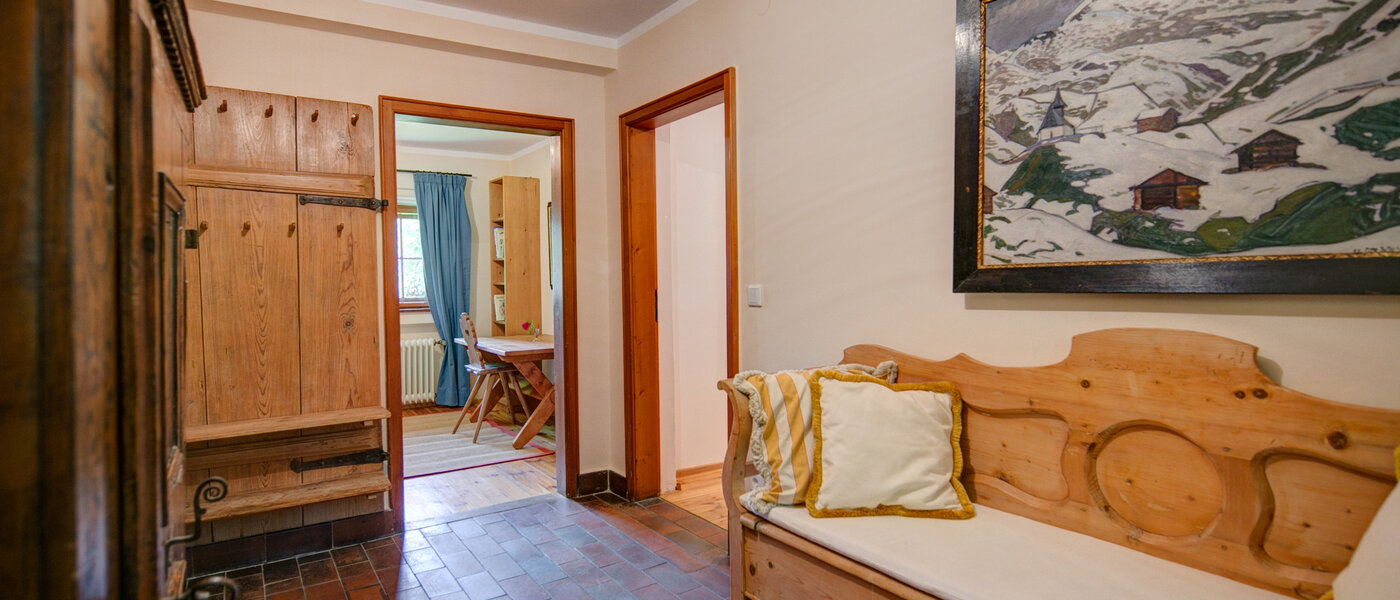 house Schäftlarn 03 hall 7847