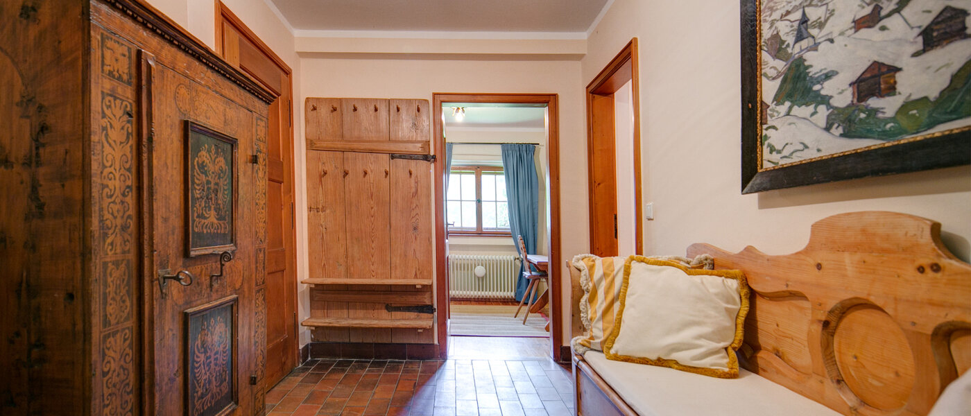 house Schäftlarn 04 hall 7847