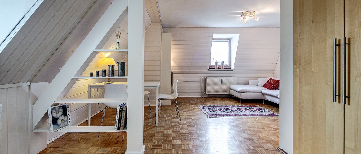 attic apartment München Ramersdorf 03 office area 7878