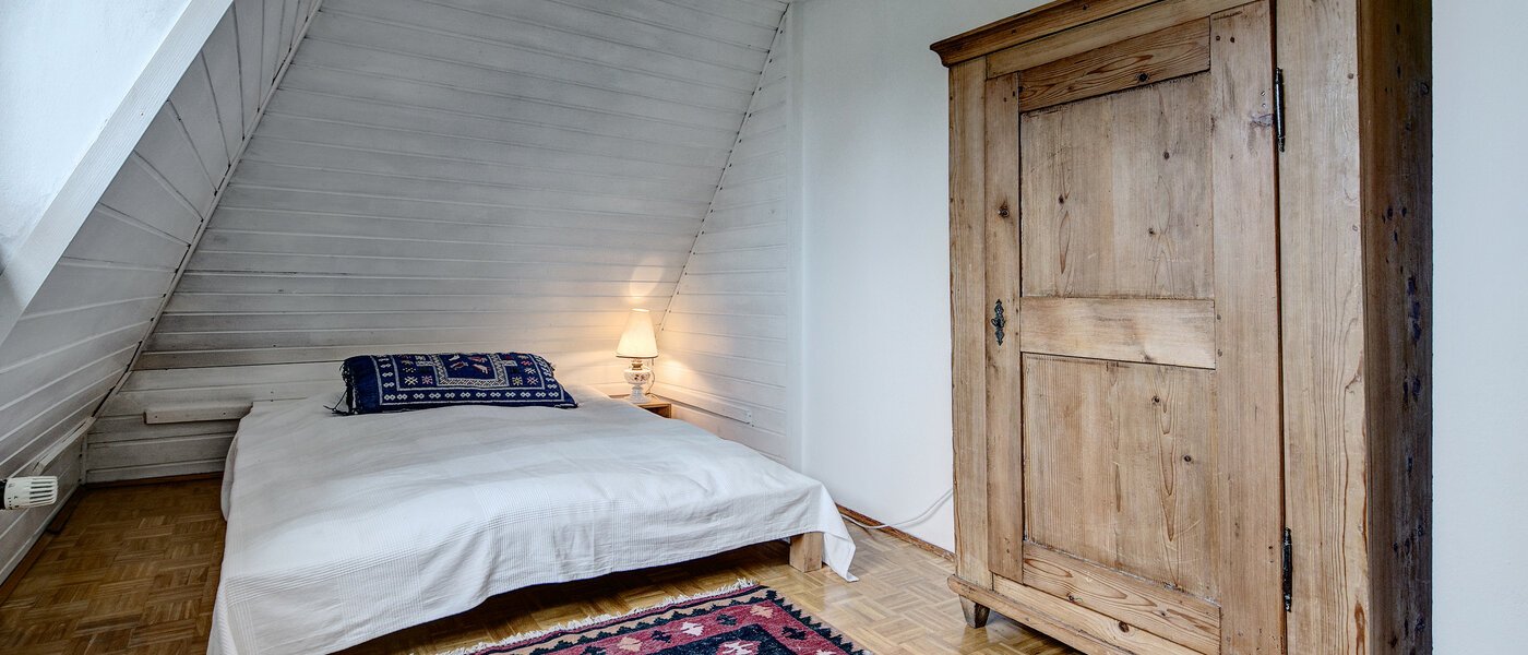 attic apartment München Ramersdorf 01 sleeping area 7878