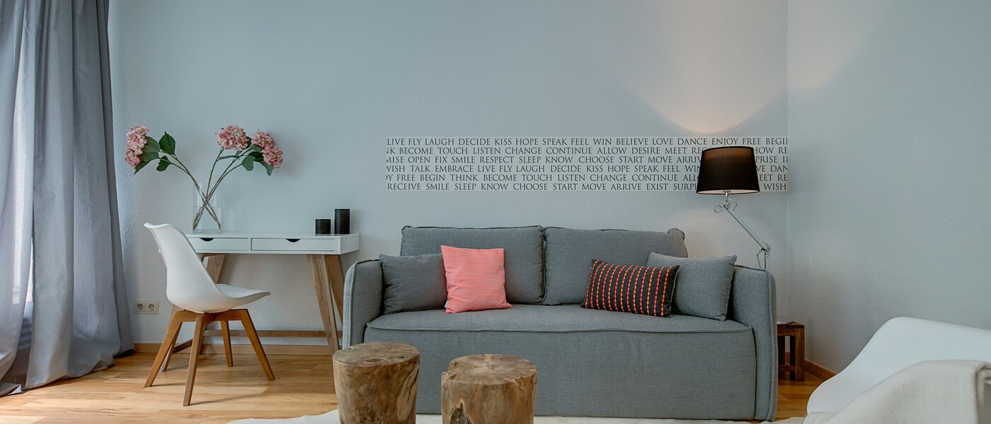 apartment München Nymphenburg 01 living room 7880