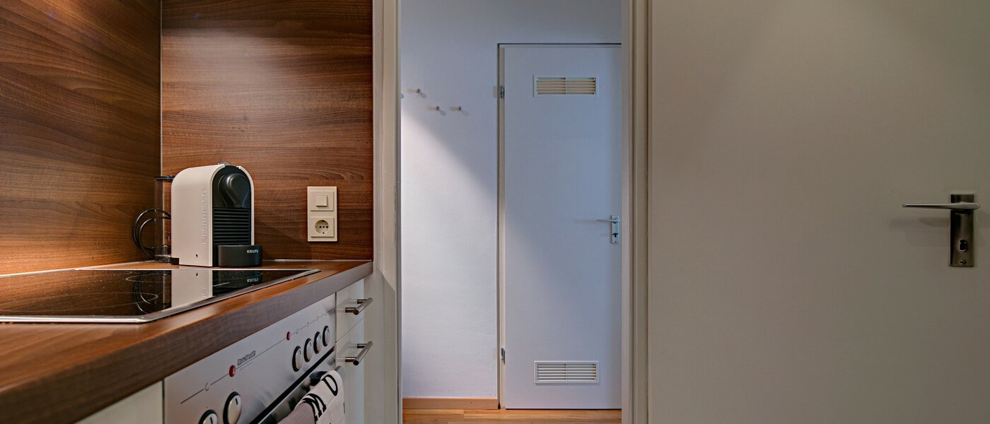 apartment München Nymphenburg 03 kitchen 7880