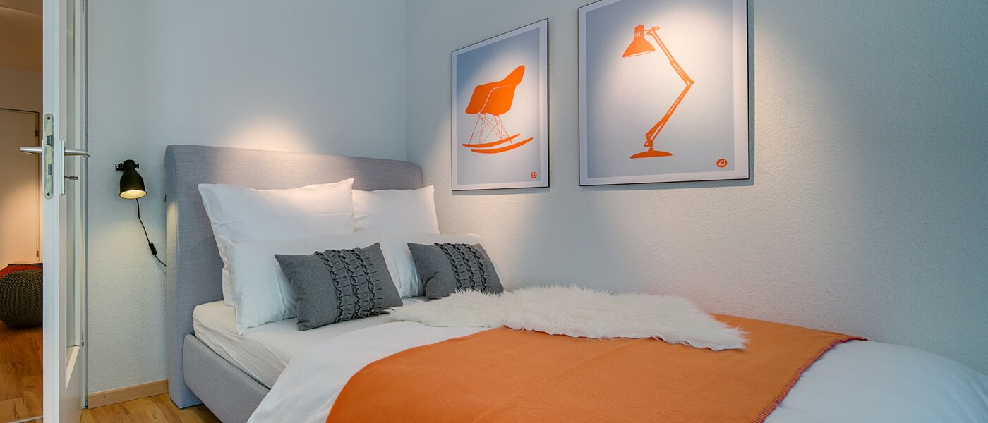 apartment München Nymphenburg 01 sleeping area 7880