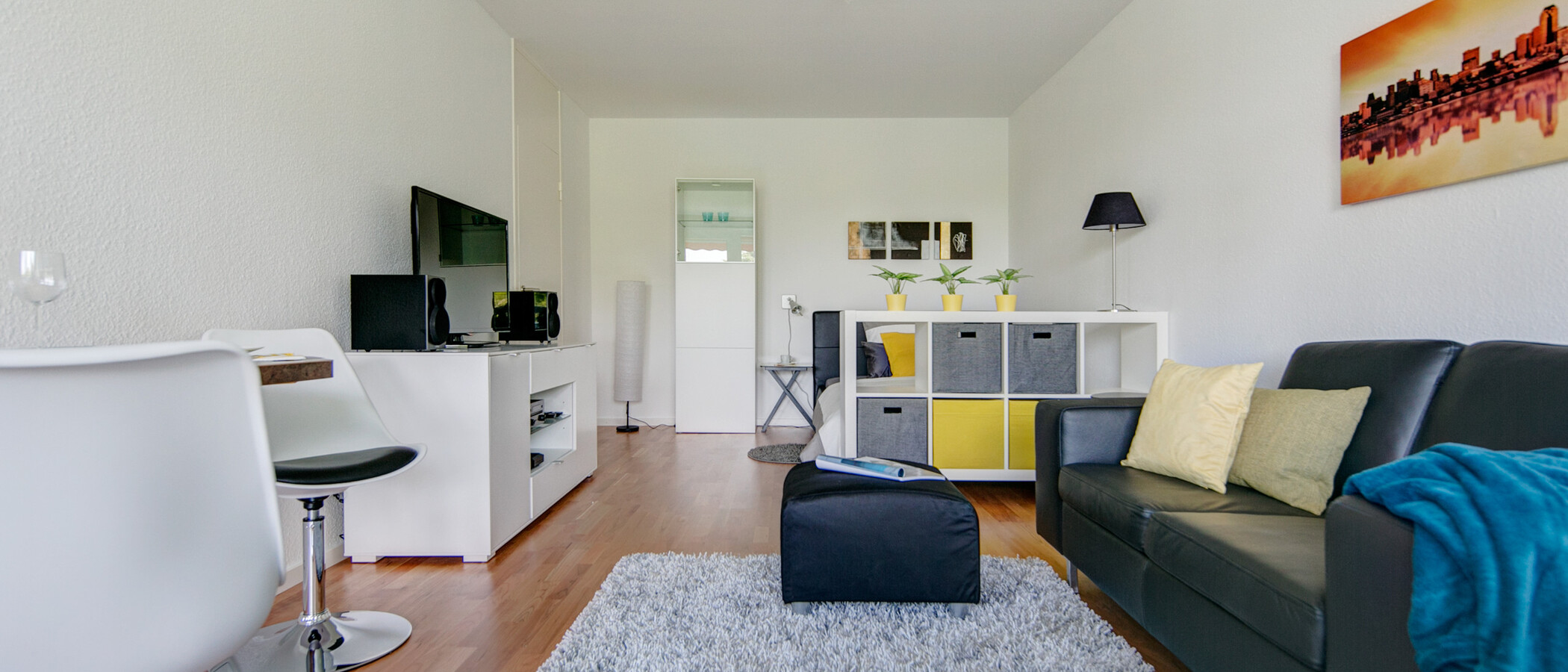 apartment München Parkstadt Solln 03 living room 7891