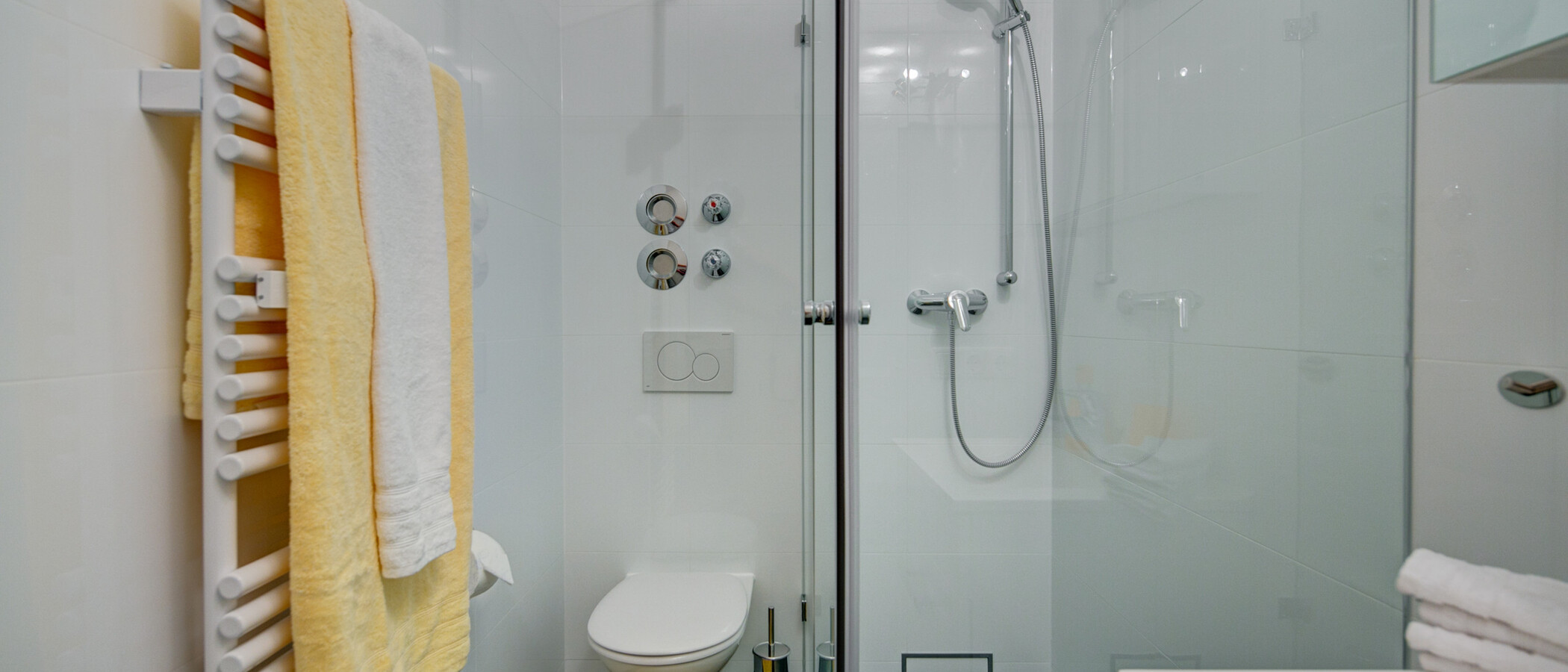 apartment München Parkstadt Solln 01 bathroom 7891