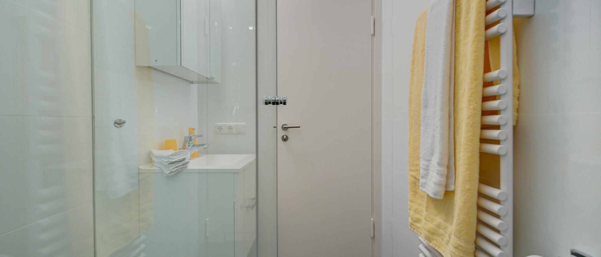 apartment München Parkstadt Solln 04 bathroom 7891