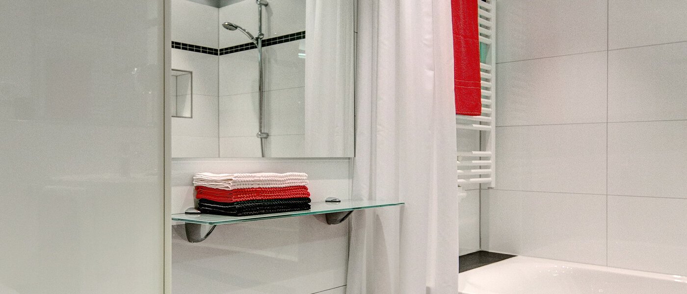 apartment München Olympiadorf 03 bathroom 7900