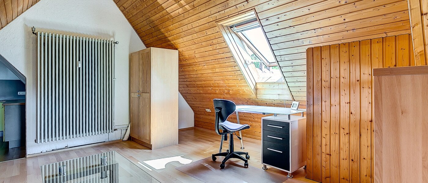 attic apartment München Untermenzing 03 living room 7937