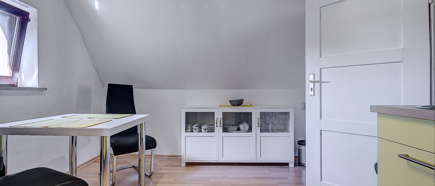 attic apartment München Untermenzing 04 kitchen 7937