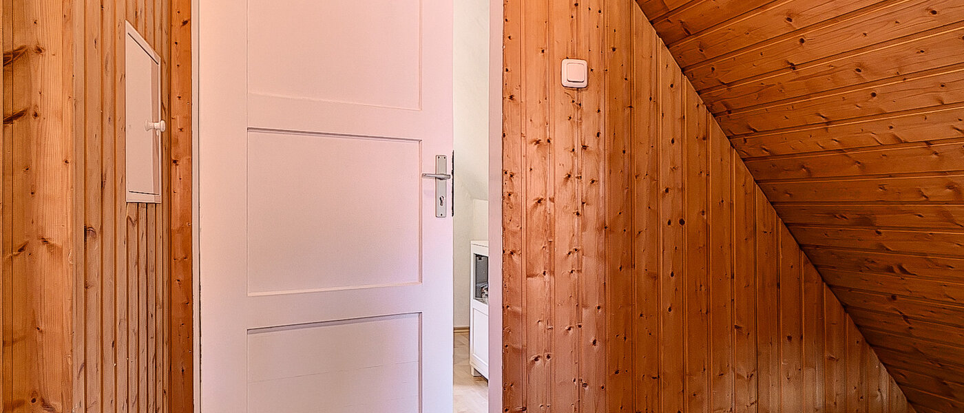 attic apartment München Untermenzing 04 hall 7937