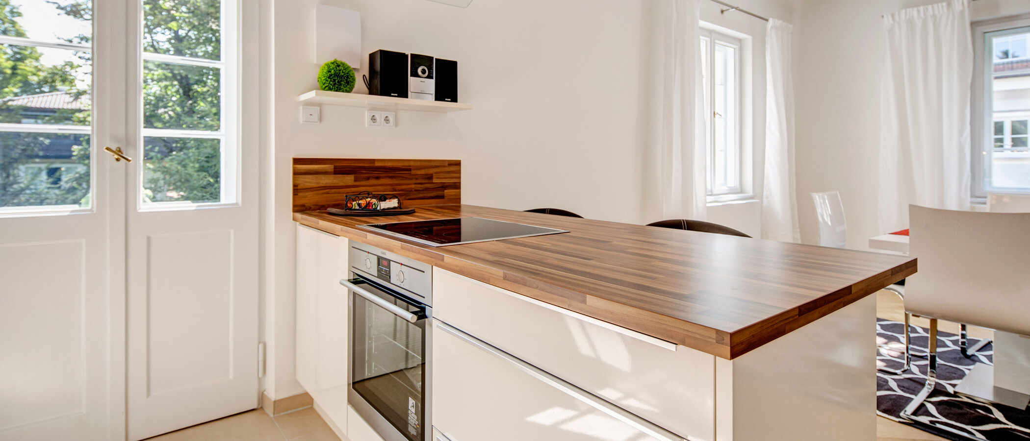 apartment München Nymphenburg 01 kitchen 7938