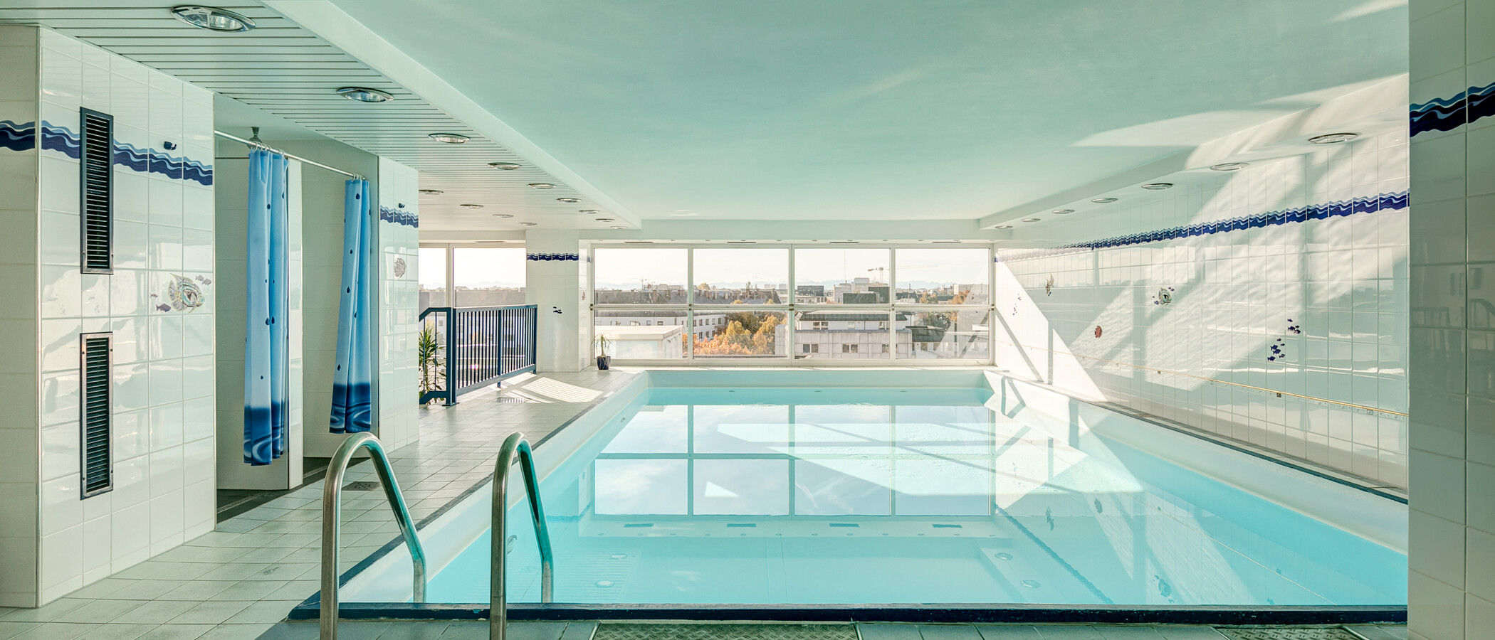 studio München Sendling 01 pool 7947