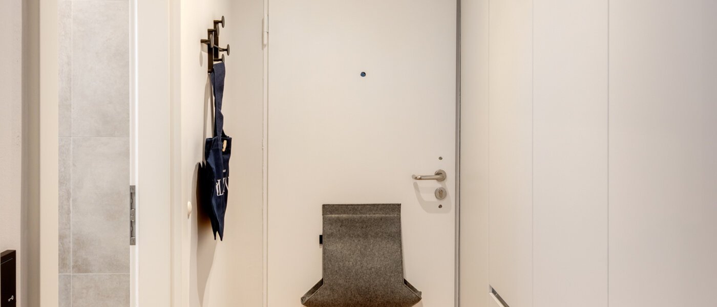 apartment München Neuhausen 01 hall 7952