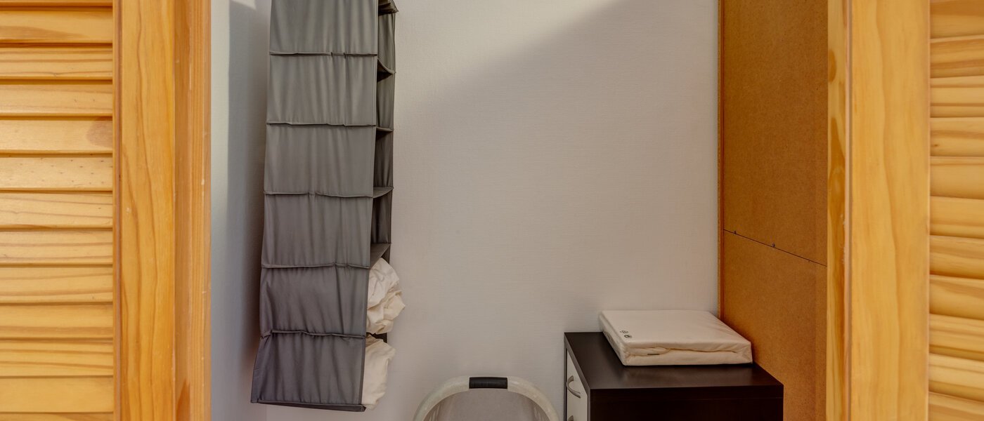 apartment München Maxvorstadt - Museumsviertel 03 Workspace/Guestroom 796