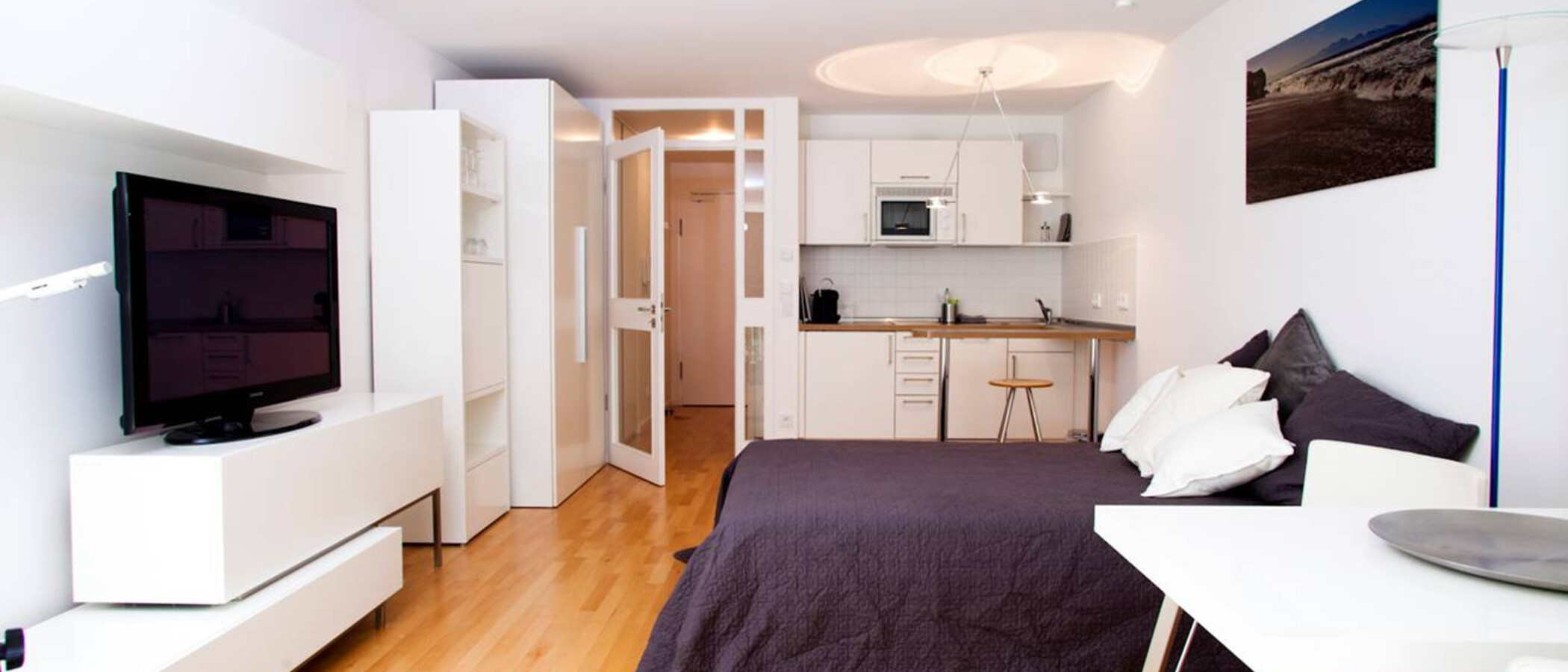 apartment München Schwabing-West (rund um den Hohenzollernplatz) 04 living room 7964