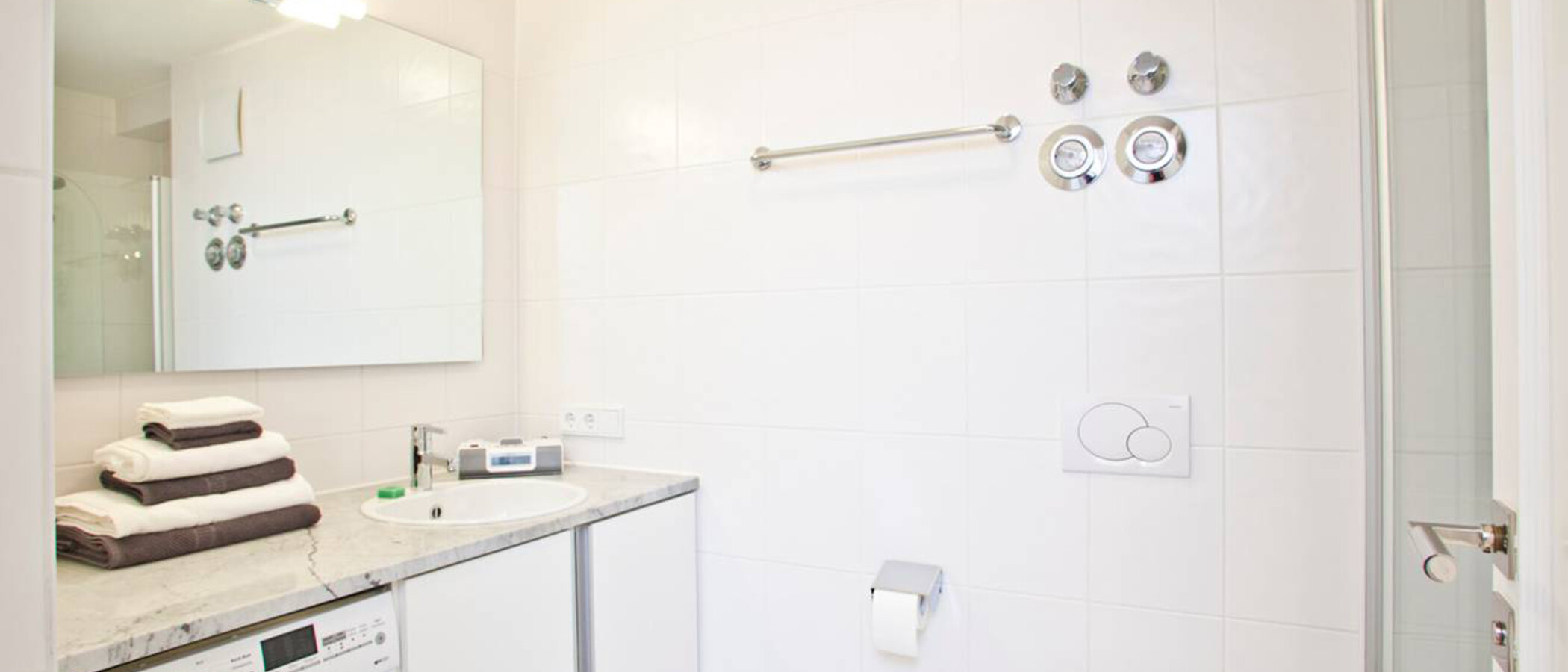 apartment München Schwabing-West (rund um den Hohenzollernplatz) 01 bathroom 7964