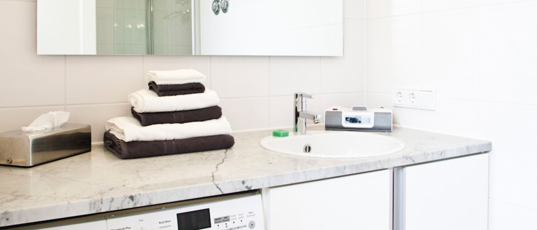 apartment München Schwabing-West (rund um den Hohenzollernplatz) 03 bathroom 7964