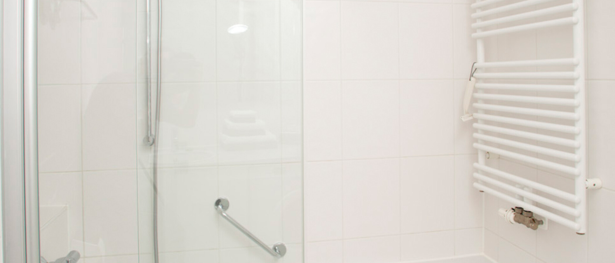 apartment München Schwabing-West (rund um den Hohenzollernplatz) 04 bathroom 7964