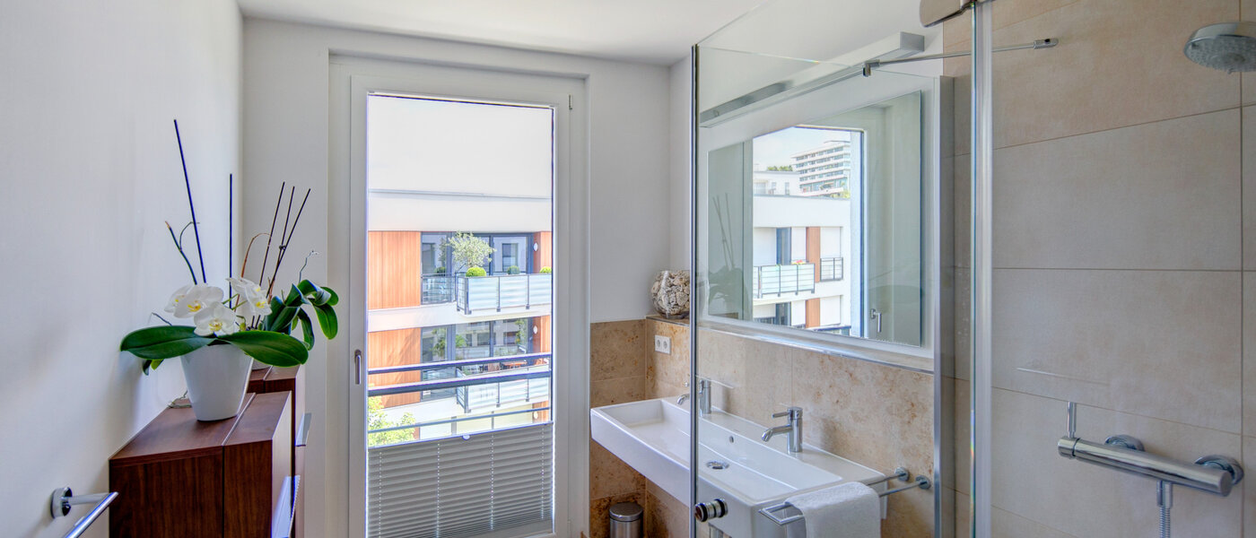 house München Schwabing-West 01 bathroom 7998
