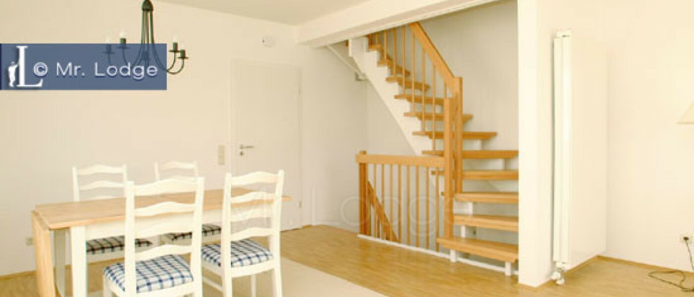 corner townhouse Freising 05 living room 8